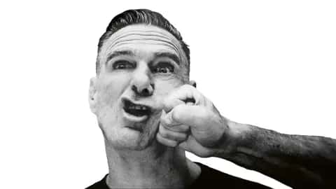 Bryan Adams - Roll With the Punches
