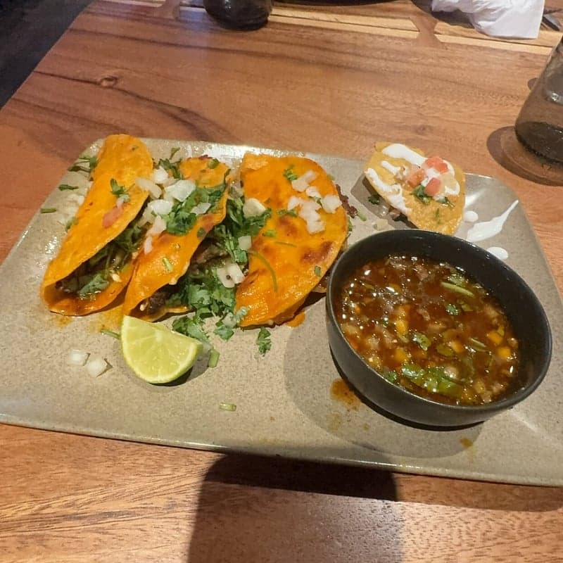 Arriba Burrito Plateau — best mexican restaurants in Montreal, Spring 2026
