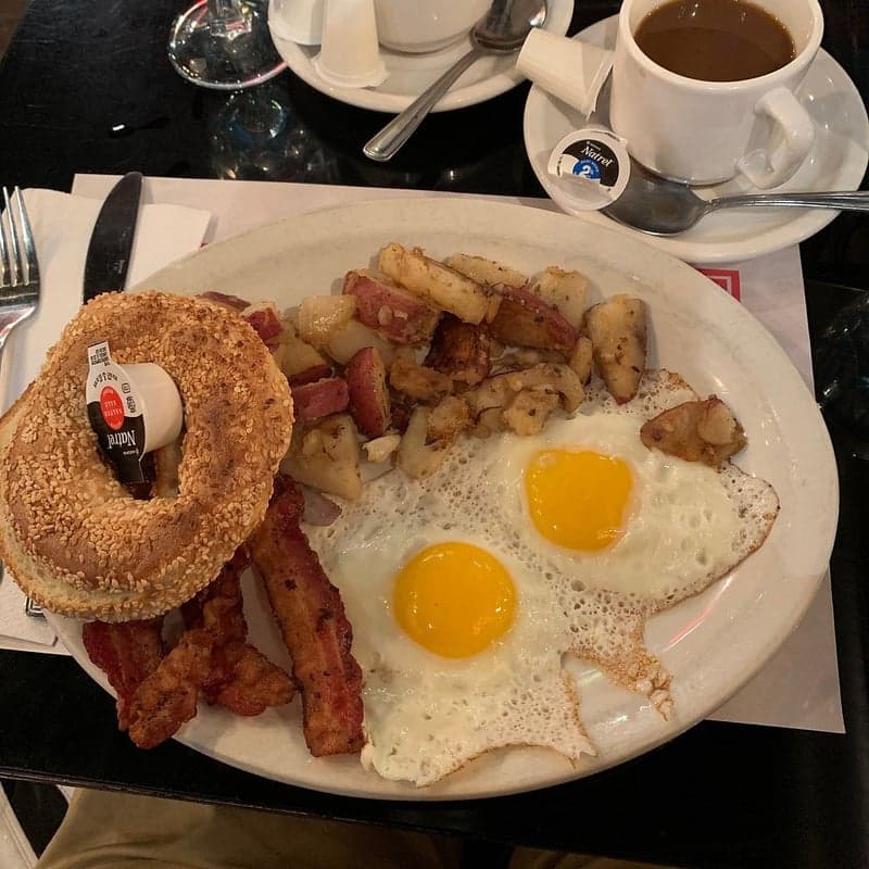Bagel Etc — best breakfast in Montreal, Spring 2026