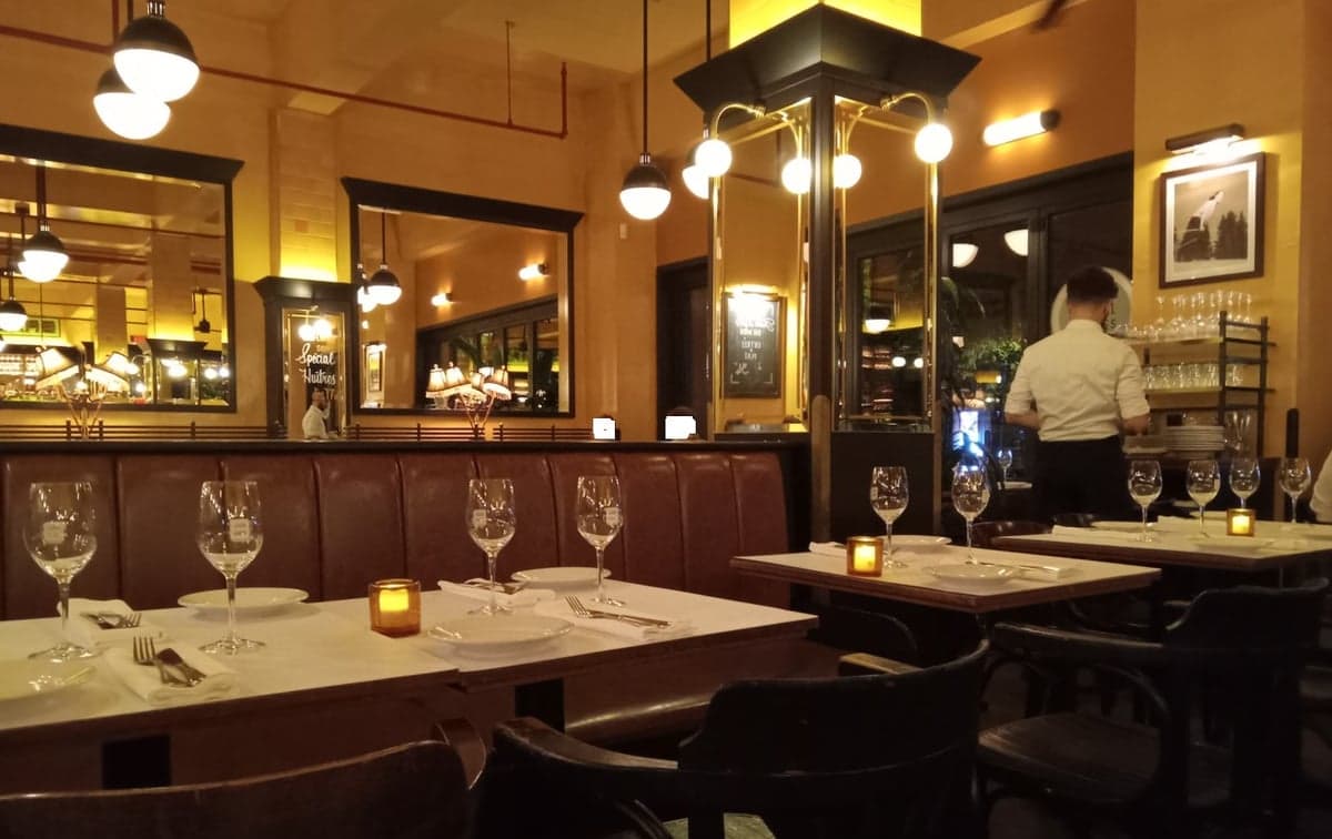 Brasserie Bernard — best date night restaurants in Montreal, Spring 2026