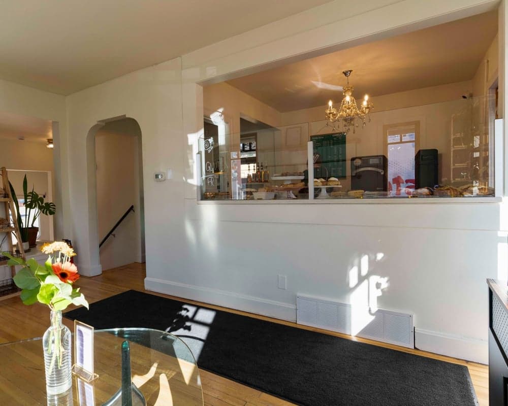 Canela Vegan Bakery & Cafe