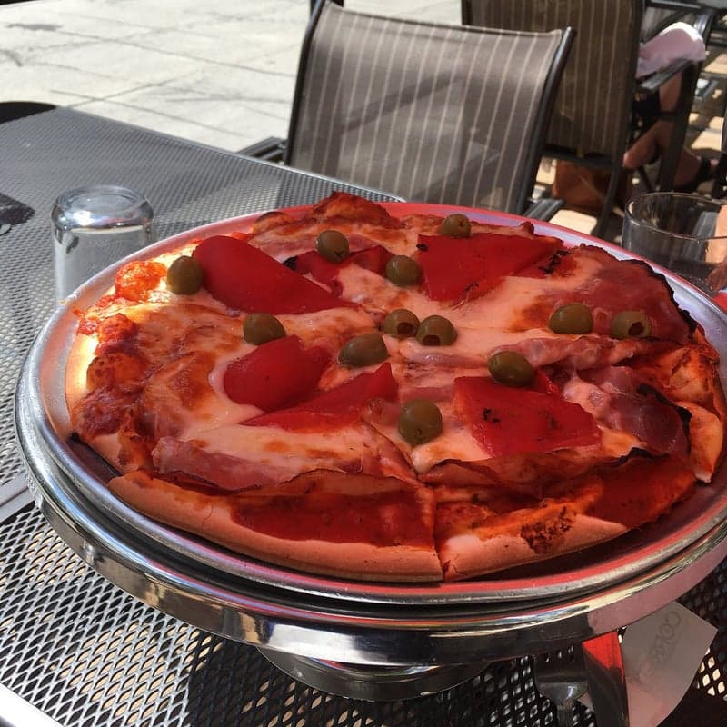 Corrientes Argentine Pizzeria — best pizza in Winnipeg, Spring 2026