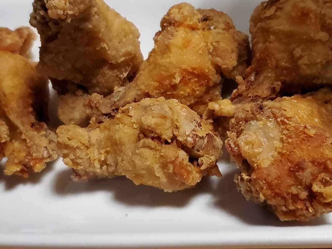 Dakoda's Sports Bar & Grill / Dakoda's Pub — best wings in Kelowna, Spring 2026