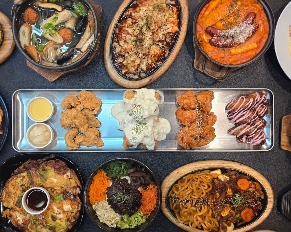DaWa chicken (Plateau-Mont-Royal) — best wings in Montreal, Spring 2026