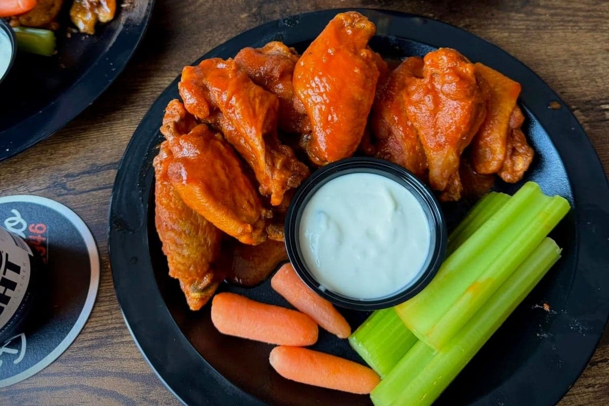 Duff's Famous Wings — best wings in Toronto, Spring 2026