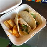 El Este Taqueria Tacos & Cervezas