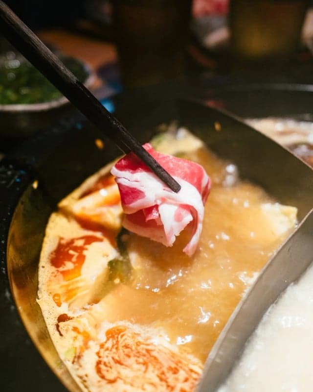 Golden Dragon Hot Pot 金龍火锅 food