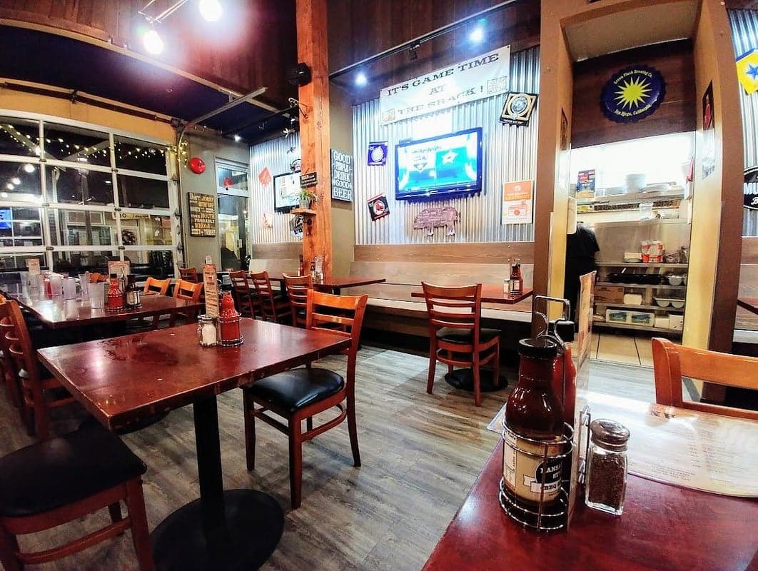 Hog Shack Cook House food