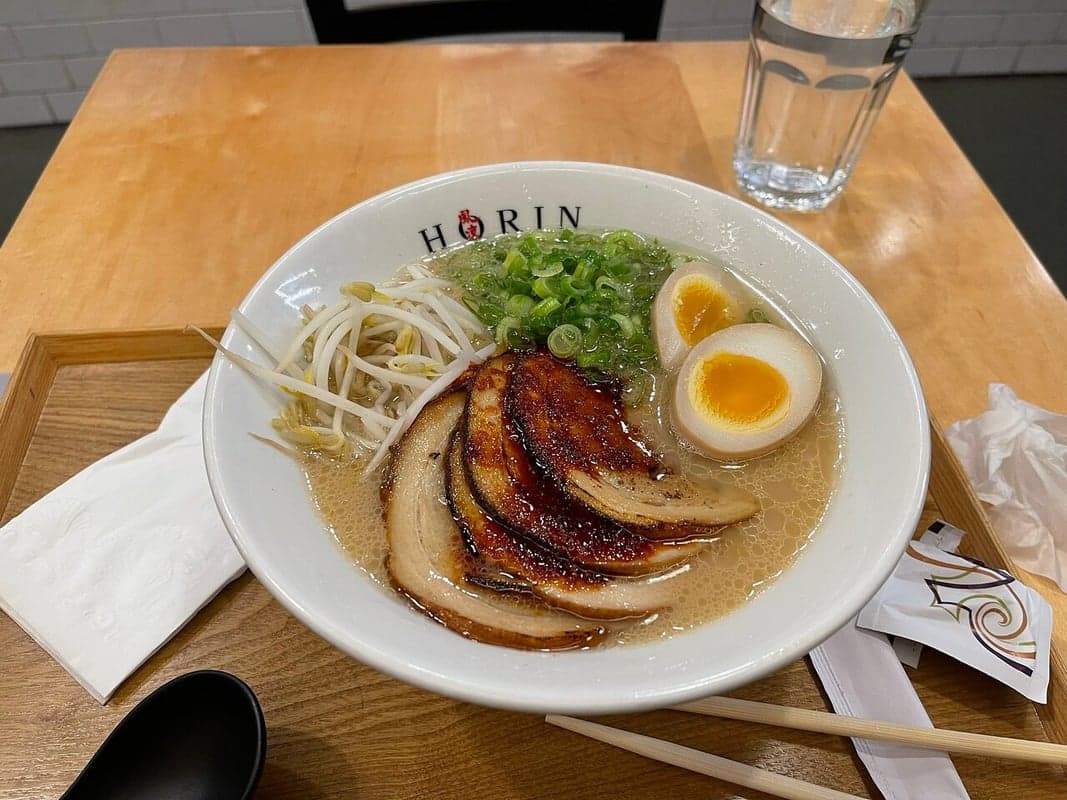 Horin Ramen Robson food