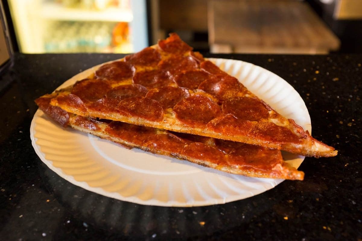 Hot Pie Pizza food