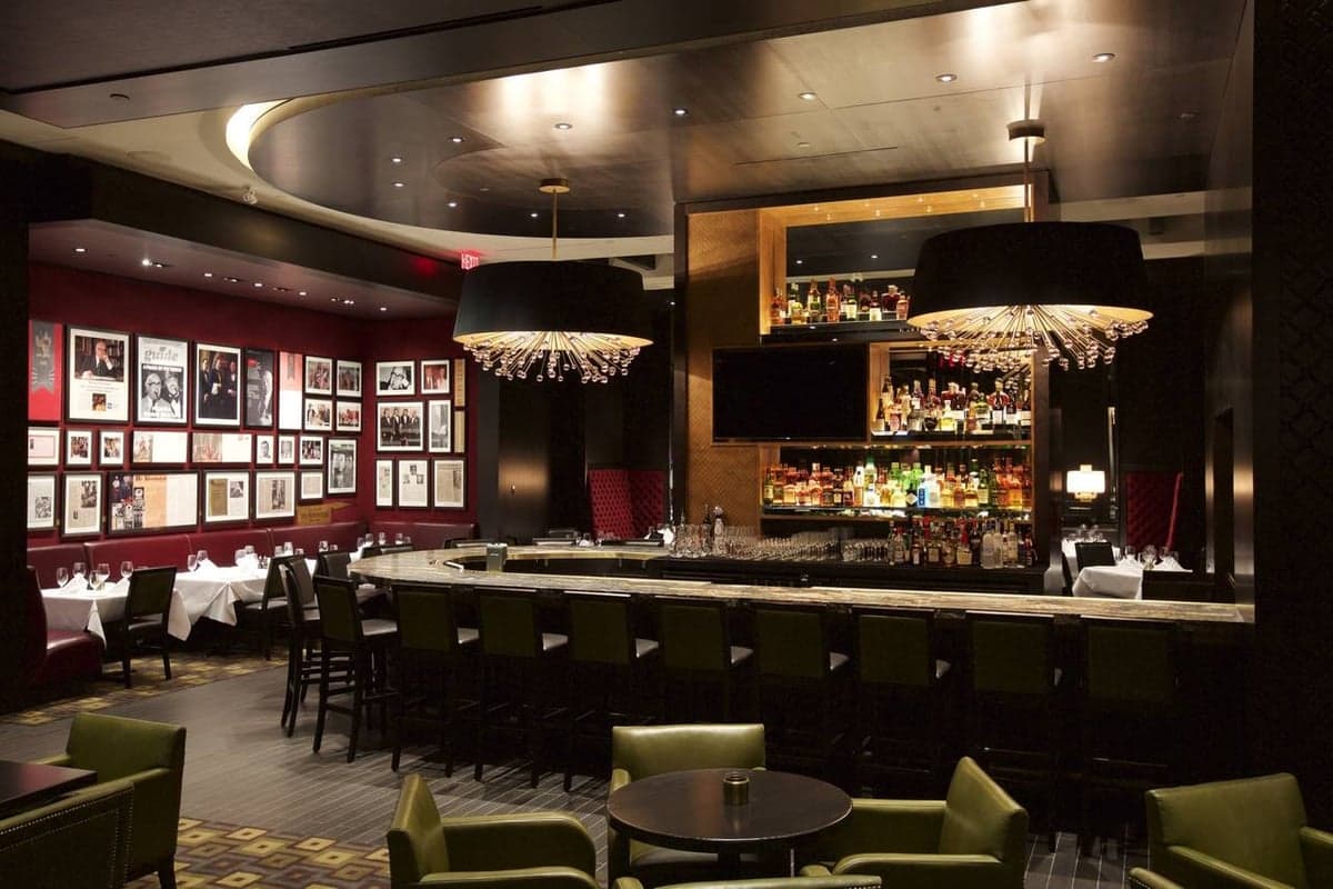 Hy's Steakhouse & Cocktail Bar