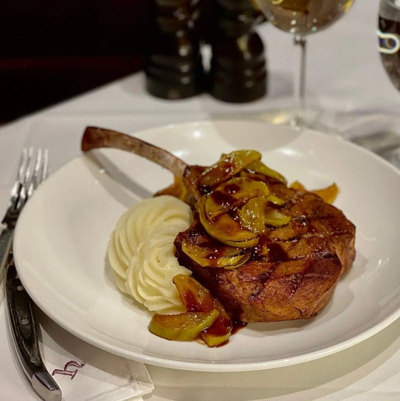 Hy's Steakhouse & Cocktail Bar food