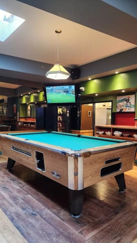 James Bay Inn Pub — best wings in Victoria, Spring 2026
