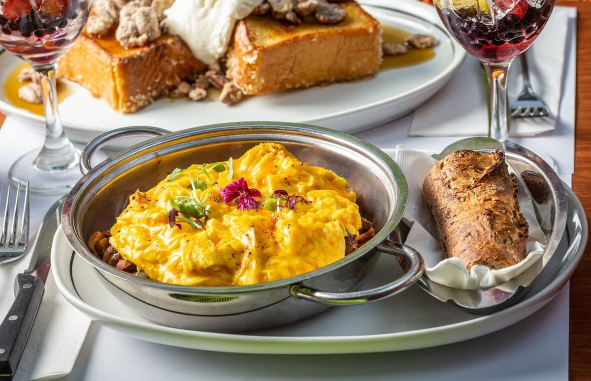 L'Avenue Notre Dame — best breakfast in Montreal, Spring 2026