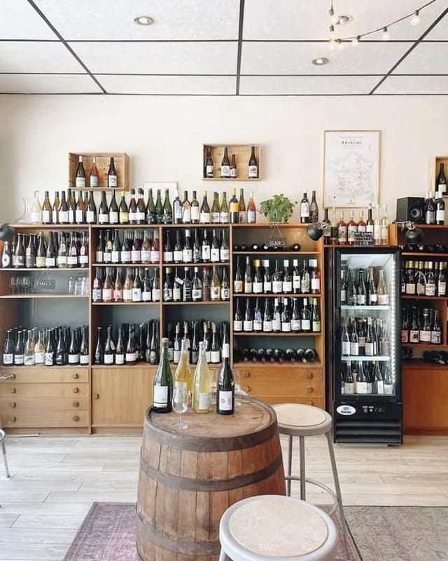 La Cave de Mamie — best wine bars in Montreal, Spring 2026