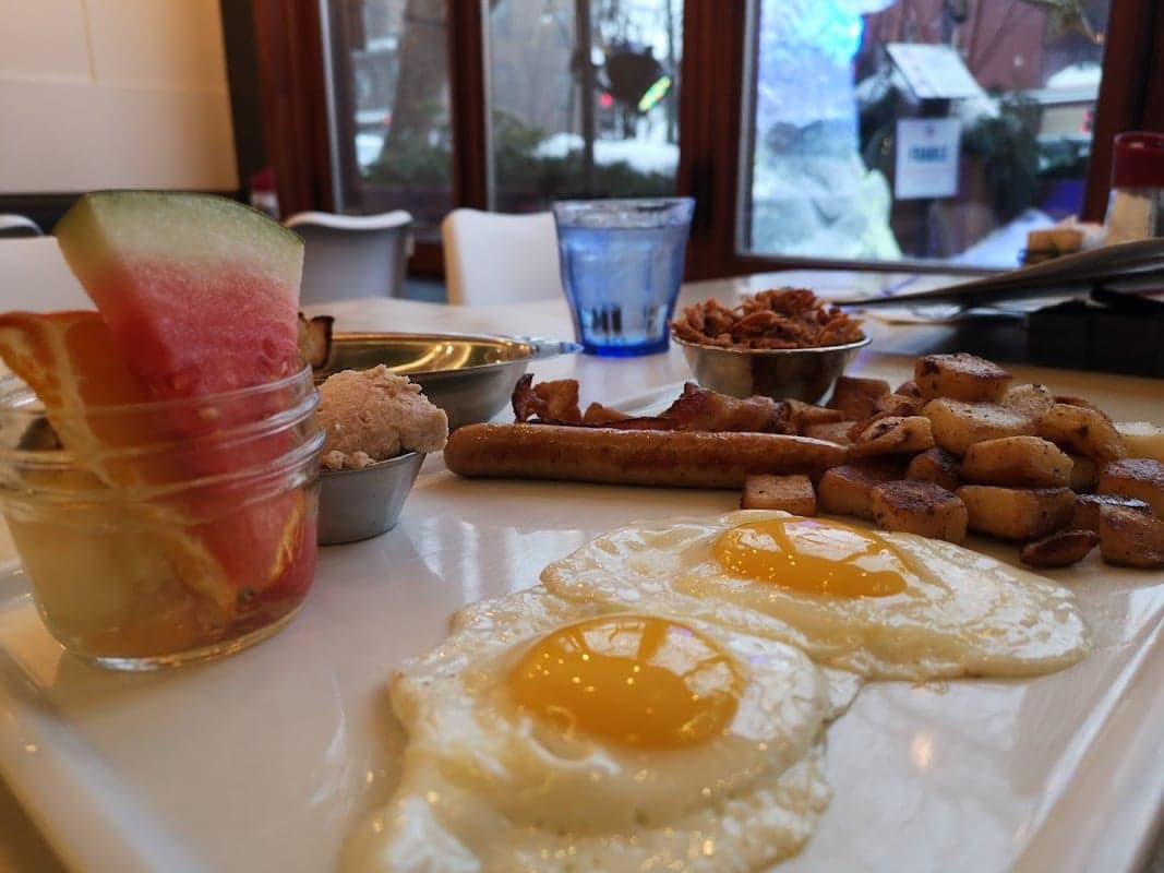 La Signature — best brunch in Quebec City, Spring 2026