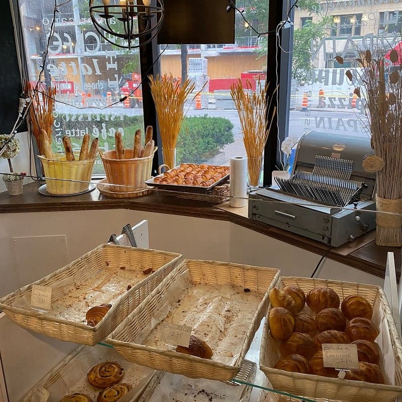 LE MEILLEUR BOULANGERIE PATISSERIE TRAITEUR — best bakeries in Montreal, Spring 2026