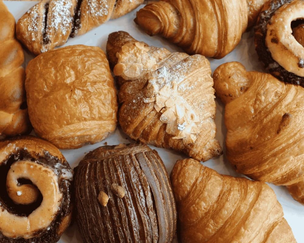 LE MEILLEUR BOULANGERIE PATISSERIE TRAITEUR — best bakeries in Montreal, Spring 2026