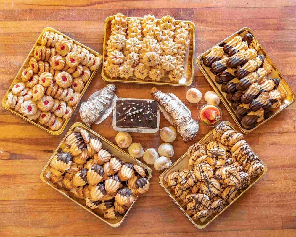 LE MEILLEUR BOULANGERIE PATISSERIE TRAITEUR — best bakeries in Montreal, Spring 2026