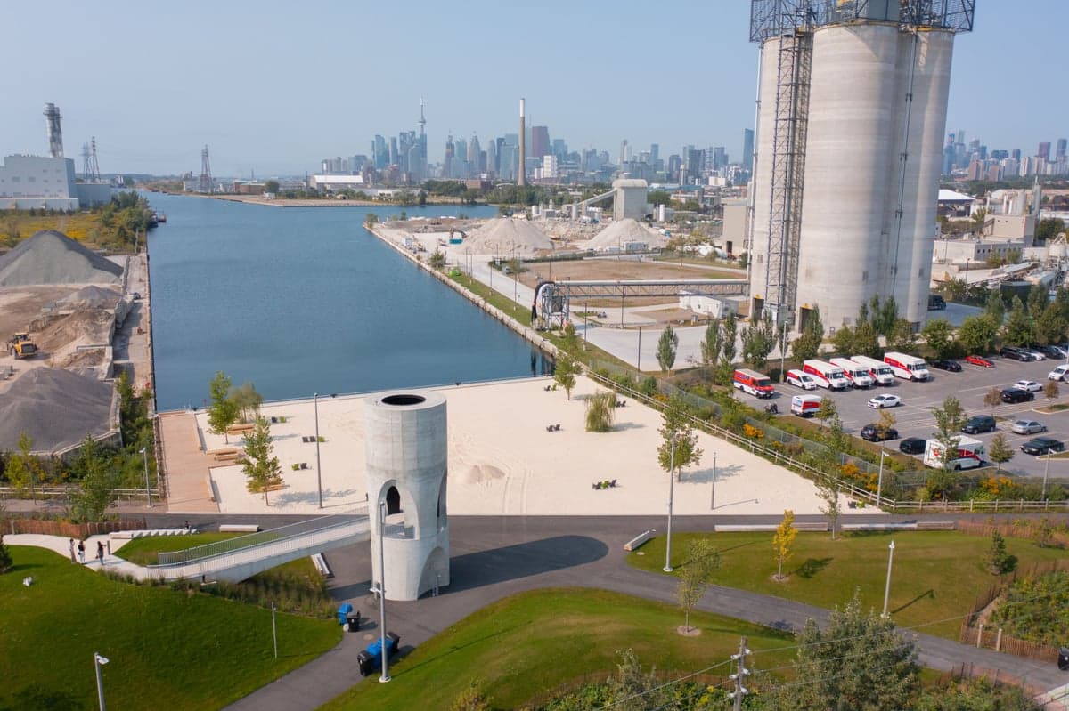 Leslie Lookout Park — best skyline views in Toronto, Spring 2026