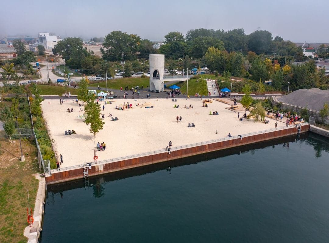 Leslie Lookout Park — best skyline views in Toronto, Spring 2026