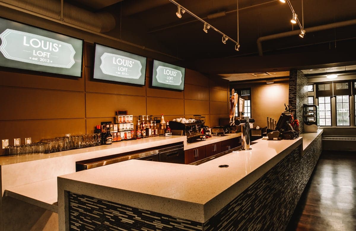 Louis' — best wings in Saskatoon, Spring 2026