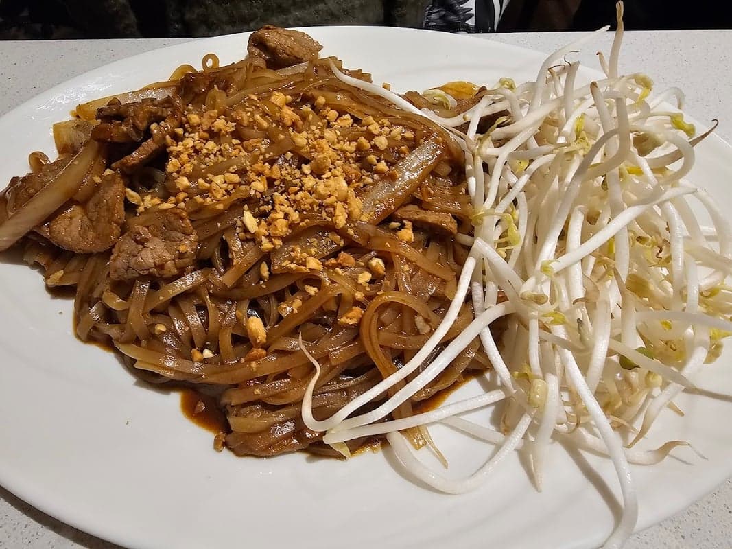 Magic Thailand Restaurant food