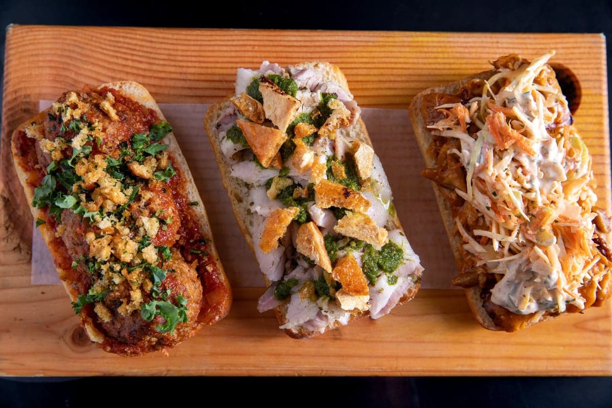Meat & Bread food