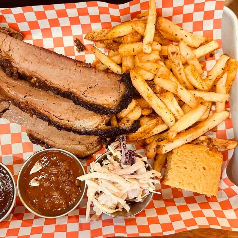 Memphis Blues Barbeque House Restaurant food
