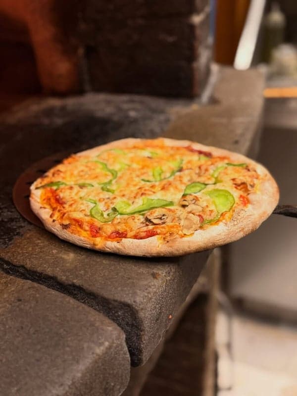 Moccione Pizza — best pizza in Montreal, Spring 2026
