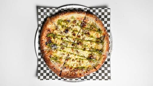 Mystic Pizza — best pizza in Kelowna, Spring 2026