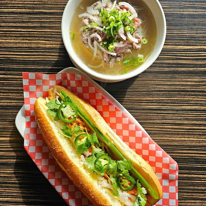 Pho Hoai food