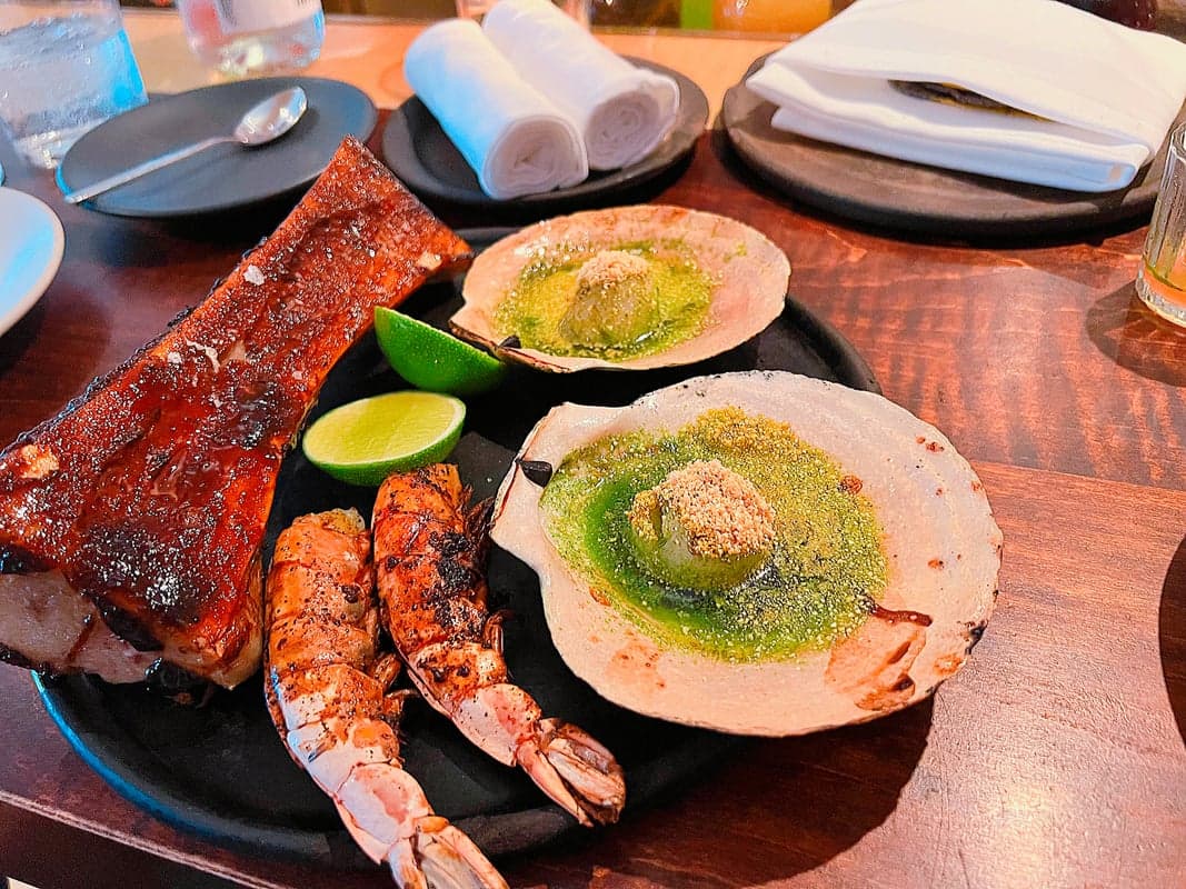 Quetzal food
