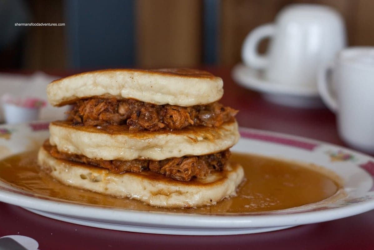 Red Wagon Cafe food