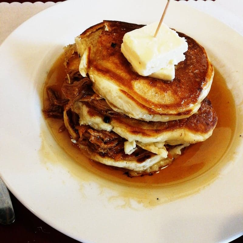 Red Wagon Cafe food