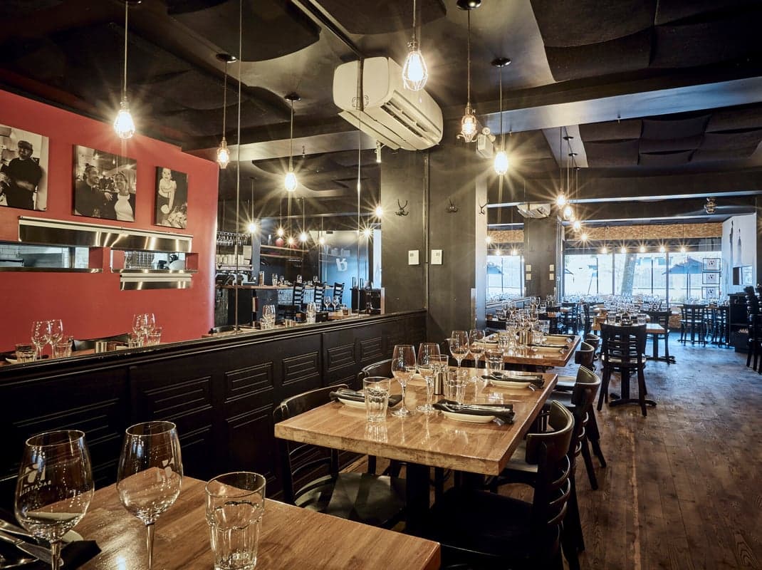 Restaurant Bagatelle Bistro Apportez votre vin — best brunch in Montreal, Spring 2026