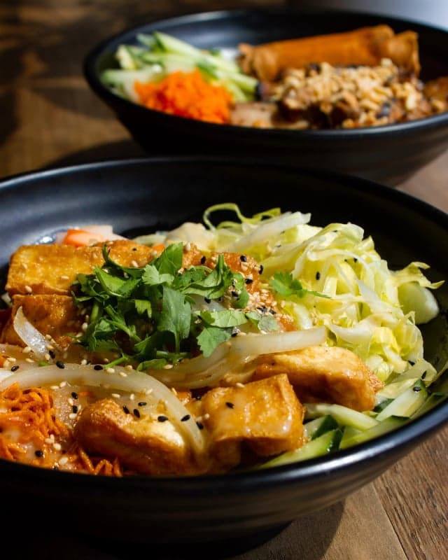Restaurant Ozen — best halal restaurants in Montreal, Spring 2026