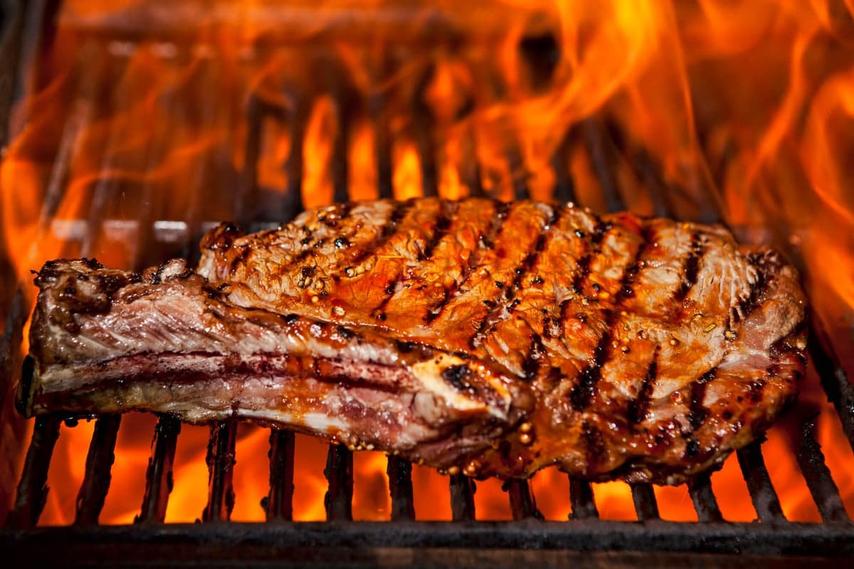 Rib N Reef Steakhouse — best steakhouses in Montreal, Spring 2026