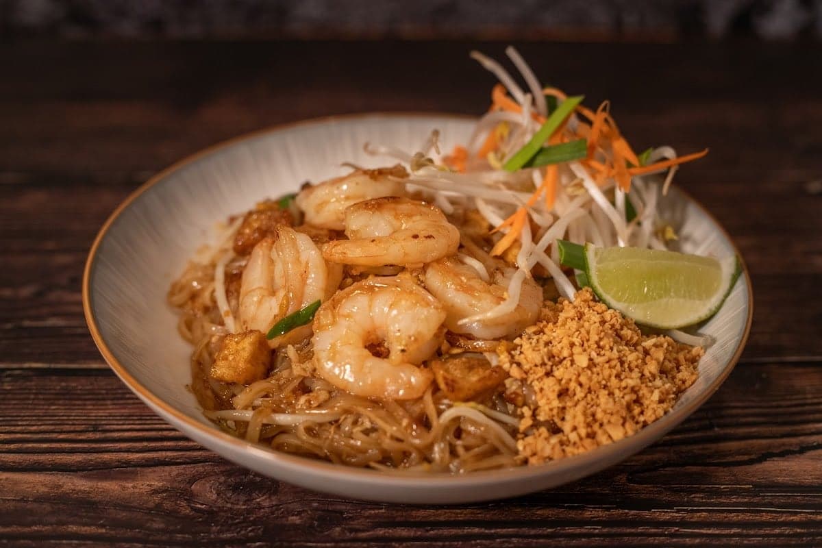 Thai Ni Yom (Thai Restaurant) food