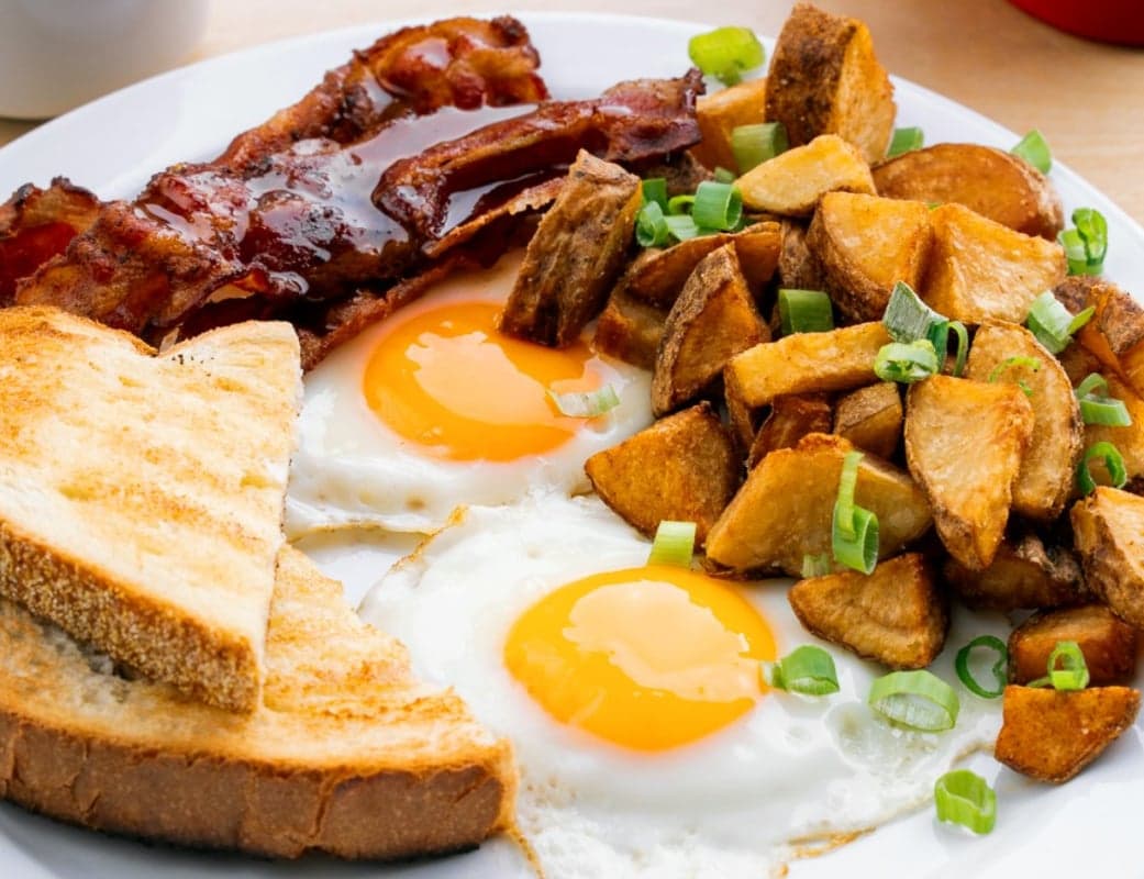 The Oakwood — best breakfast in Winnipeg, Spring 2026