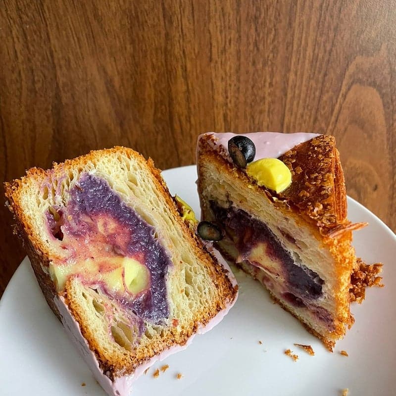 To Live For Bakery & Cafe food