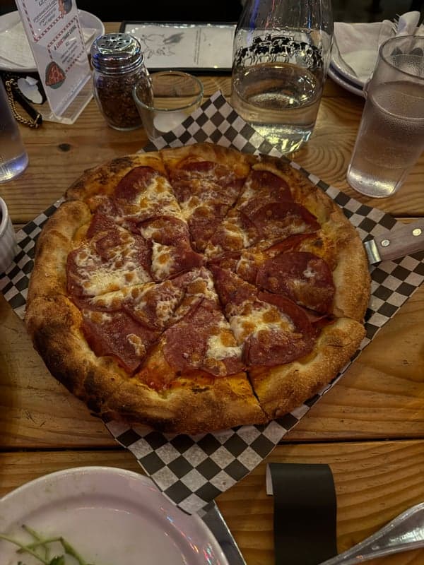 Two House Brewing Taproom + Pizza food
