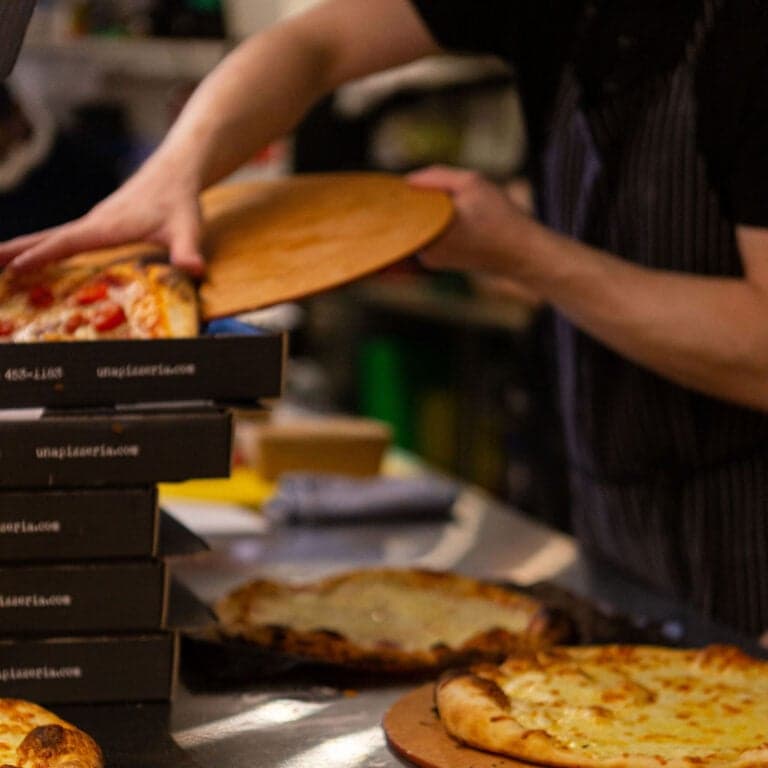 UNA pizza Takeaway Calgary: Willow Park