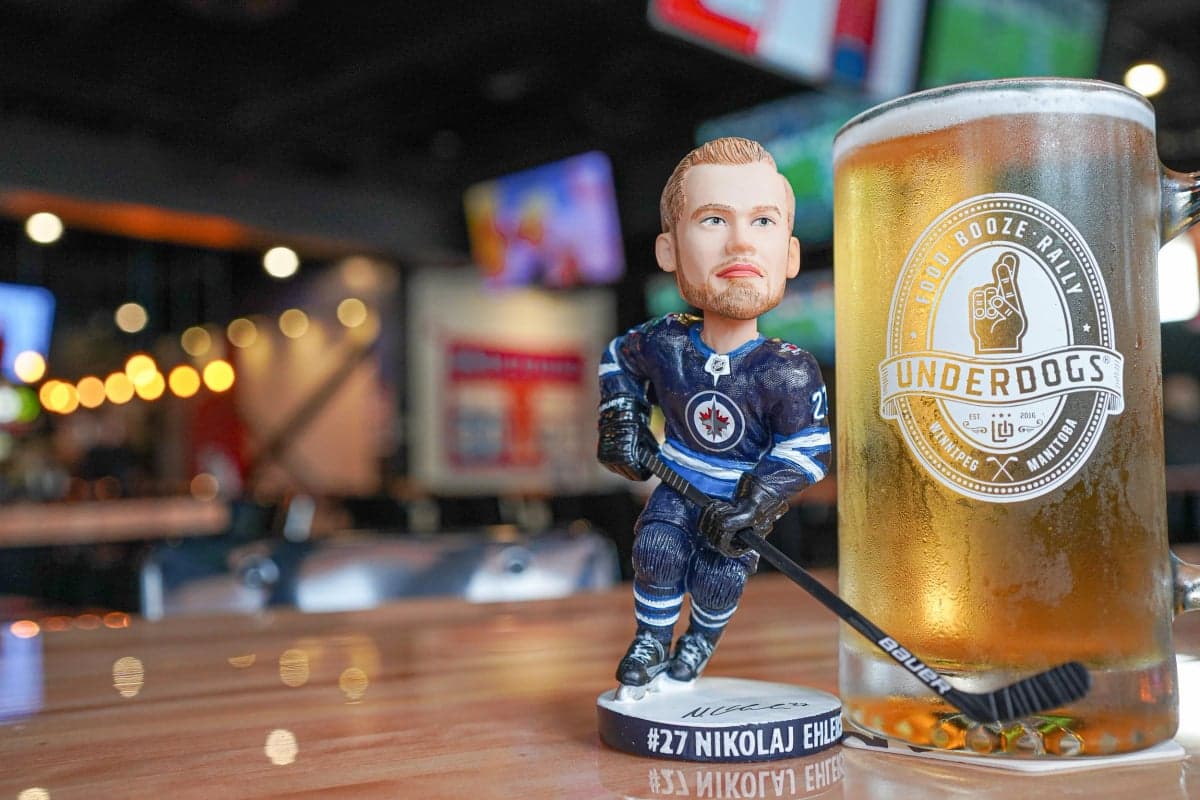 Underdogs — best wings in Winnipeg, Summer 2026