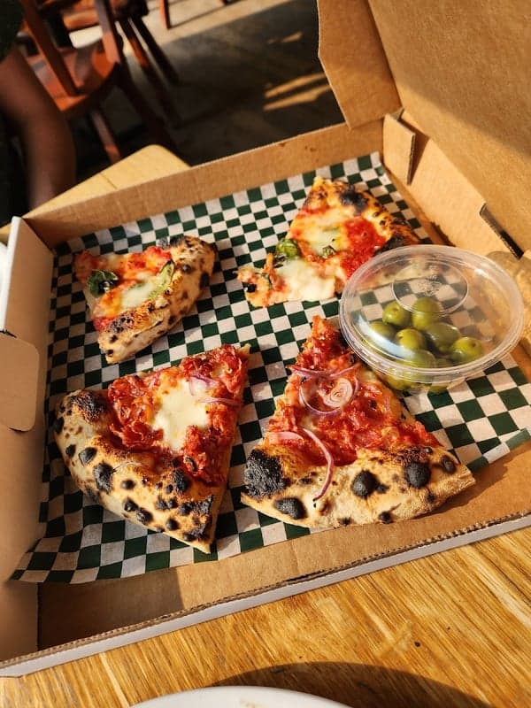 Vera Pizza — best pizza in Winnipeg, Spring 2026