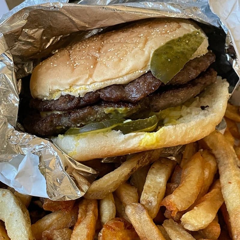 VJ's Drive Inn food