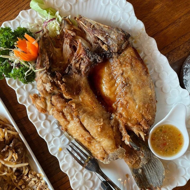 Zab Der Authentic Thai restaurant food