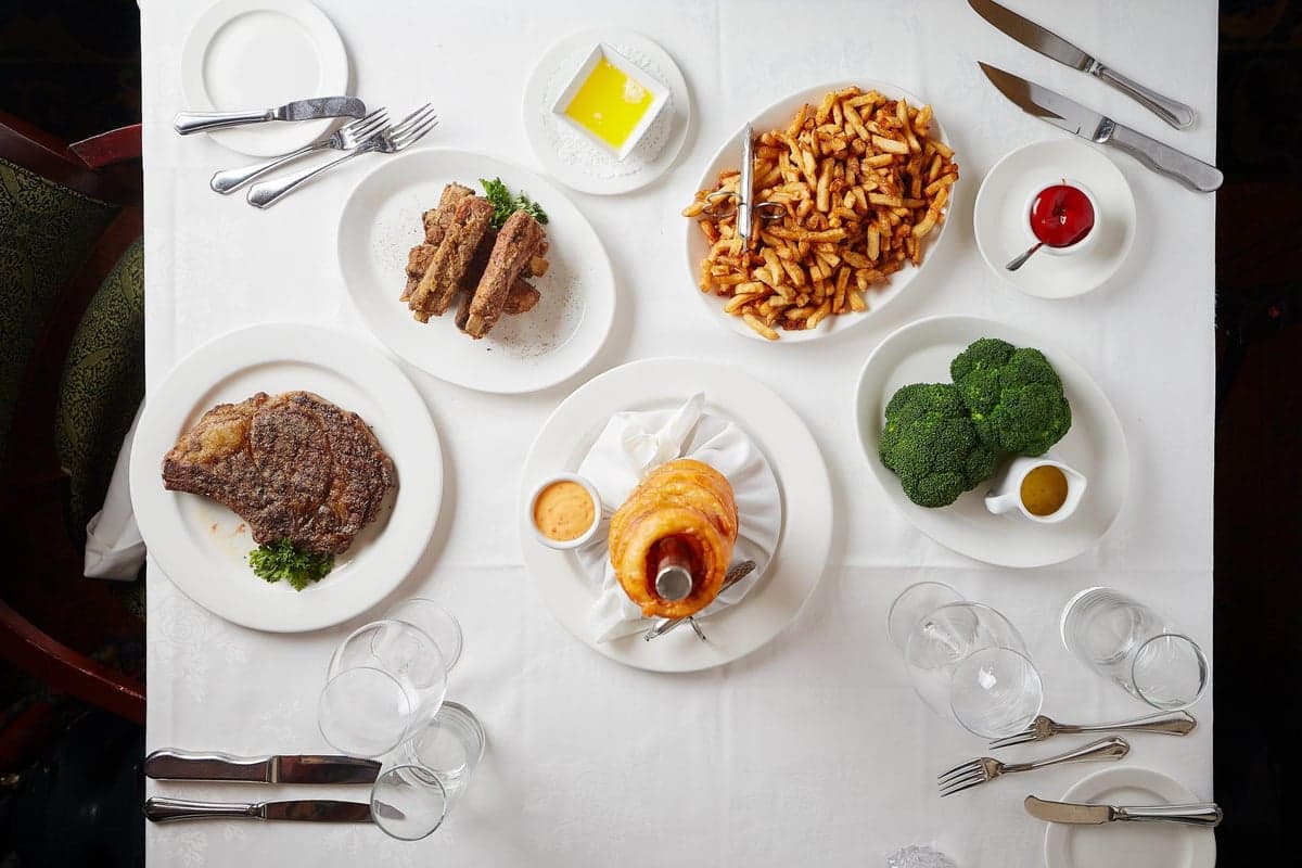 529 Wellington Steakhouse food