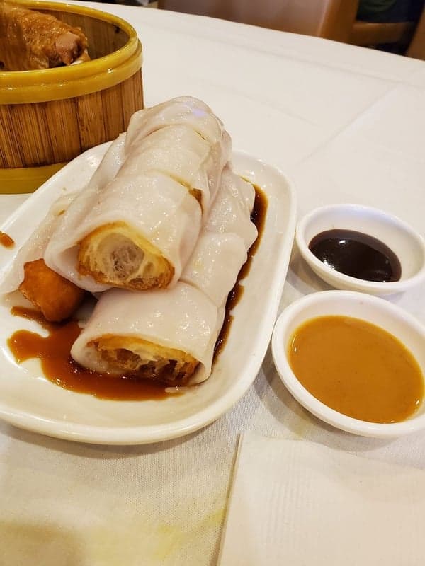 Emperor's Palace Chinese Cuisine food