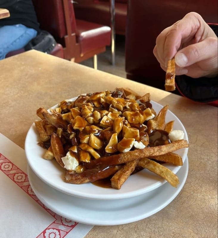 Greenspot Restaurant - Smoked Meat - Breakfast - Burgers — best cheap eats in Montreal, Spring 2026
